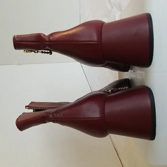 Yuul Yie women's ankle boots in size 37