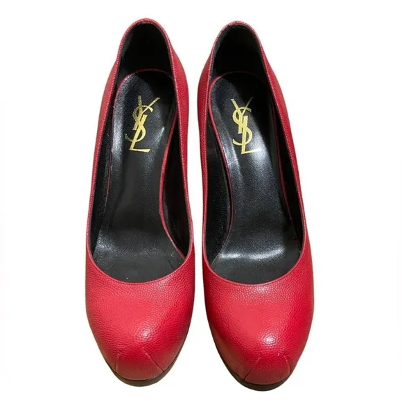 Yves Saint Laurent Red Pebbled leather heels - Excellent condition