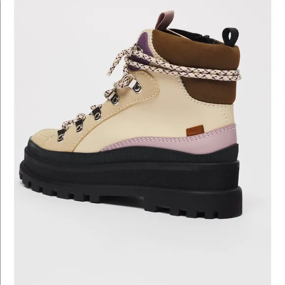 Zara contrast ankle boots