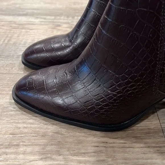ZARA Heeled Ankle Boots