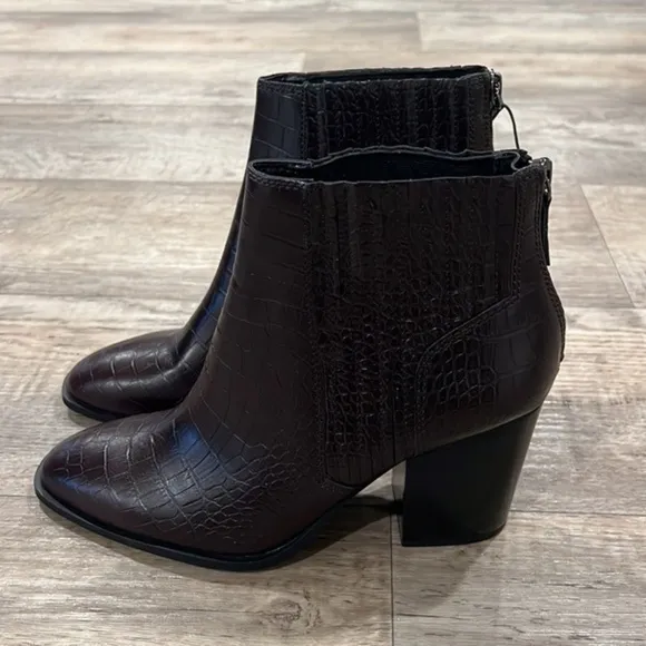 ZARA Heeled Ankle Boots